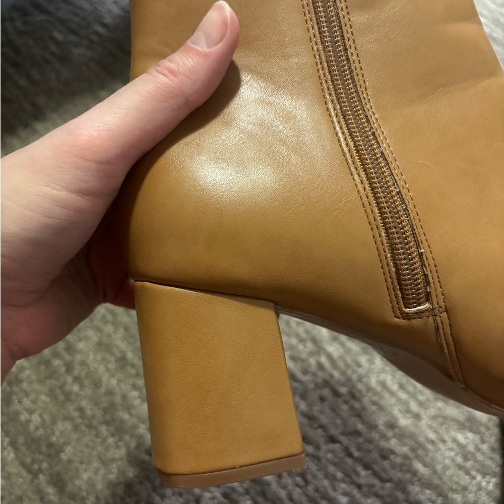 Journee Collection Haylinn Boot - Picture 7 of 8